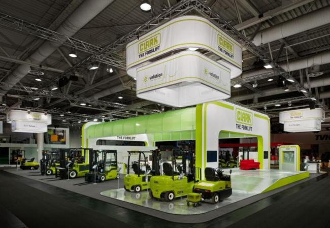 stand 25