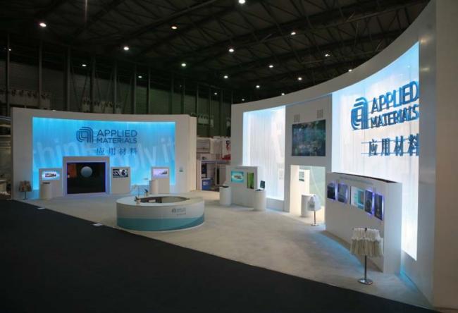 stand 35