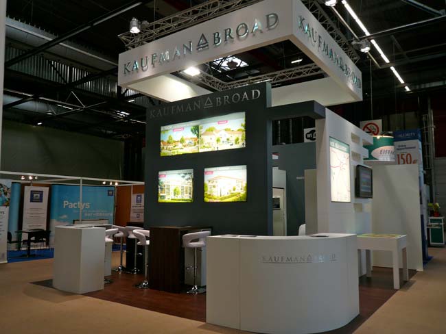 stand 40