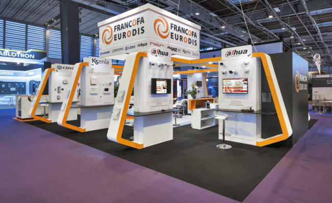 stand 70