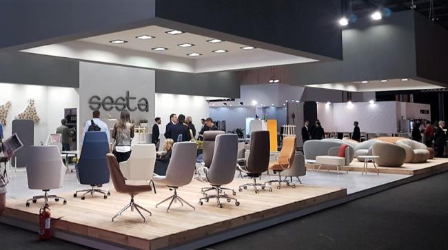 stand 84